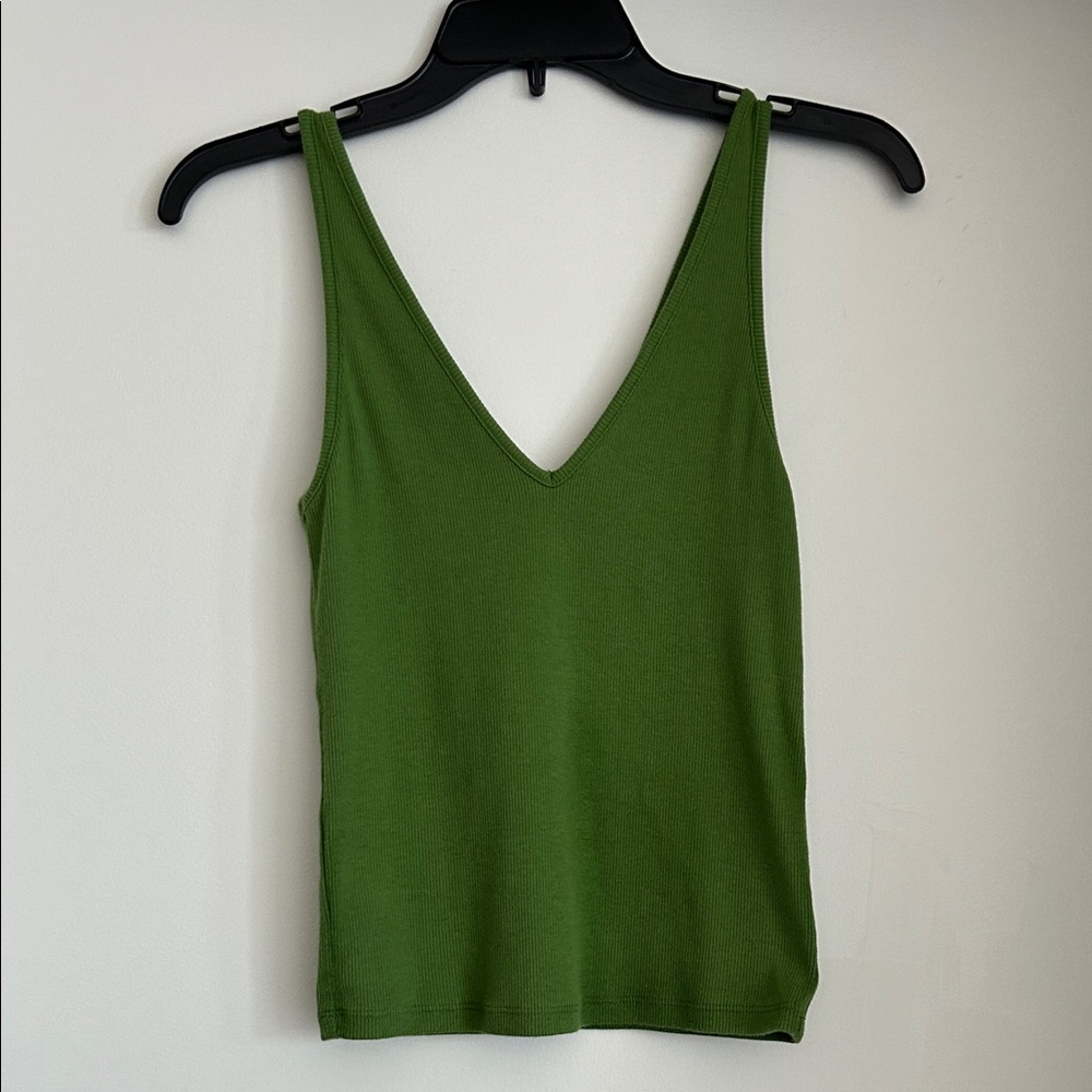 Abercrombie & Fitch Green V-Neck Tank Top